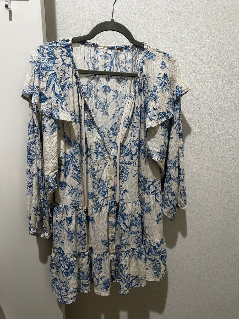 Free People Blue Floral Ruffle Tiered Long Sleeve Mini Dress Size S 🤍